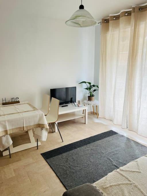 Studio 4 Couchages A 200 M De La Plage Avec Garage, Linge De Maison Et Serviettes Pour 30 Euros En Option ฌวง-เลส์-แป็งส์ ภายนอก รูปภาพ